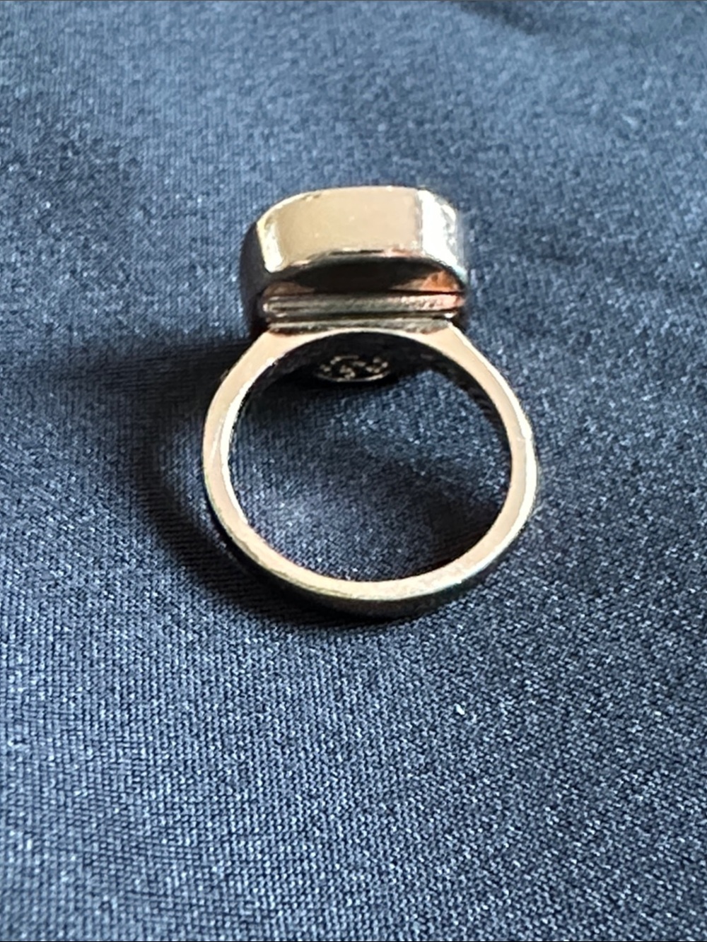 Premier Design GUC faceted clear acrylic ring. Rose goldtone setting & stamped - Picture 5 of 7